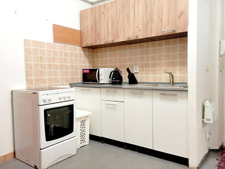 Apartment Captain Nemo Прага Экстерьер фото